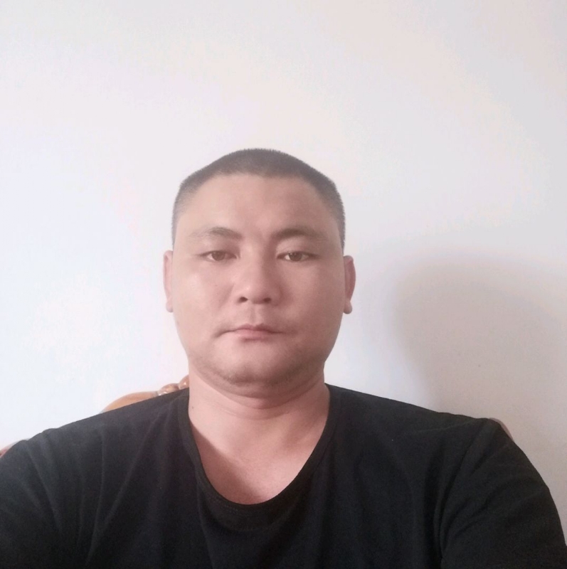 天涯沦落人的第一张照片--武汉相亲服务中心