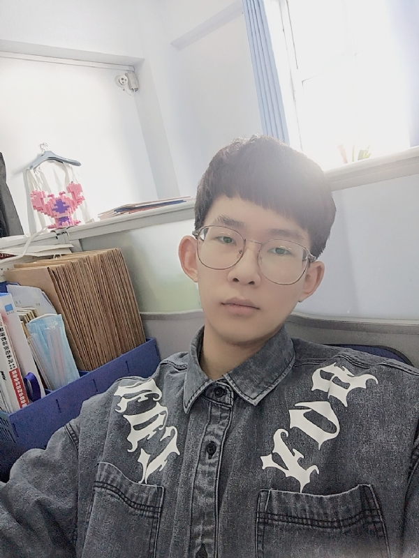 小火龙的第一张照片--武汉相亲服务中心