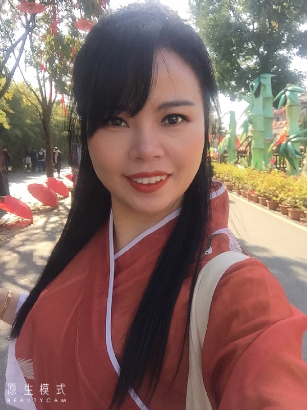 妮妮的第一张照片--武汉相亲服务中心