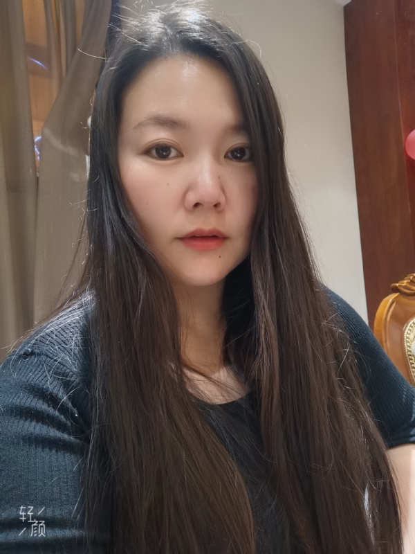 哦呼的第一张照片--武汉相亲服务中心