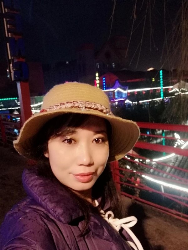 阳光明媚的第一张照片--武汉相亲服务中心