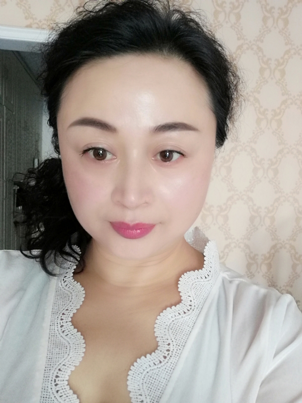 花谢花飞的第一张照片--武汉相亲服务中心
