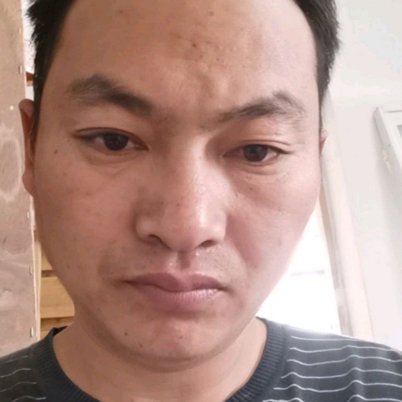 黎离的第一张照片--武汉相亲服务中心