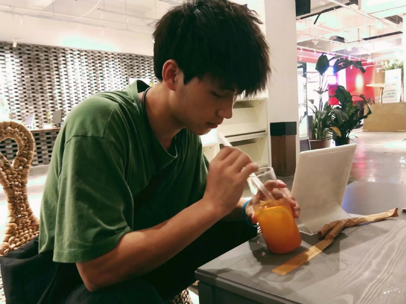 一花一世界的第一张照片--武汉相亲服务中心