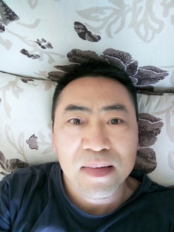 Han的第一张照片--武汉相亲服务中心