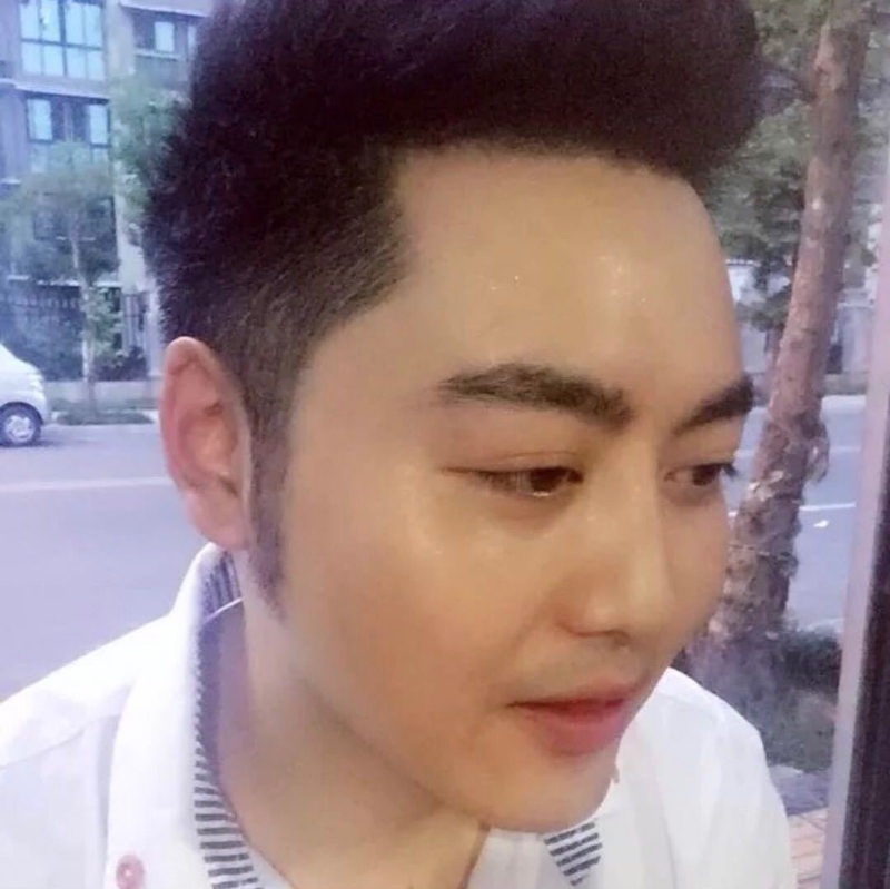 加油吧少年的第二张照片--武汉相亲服务中心