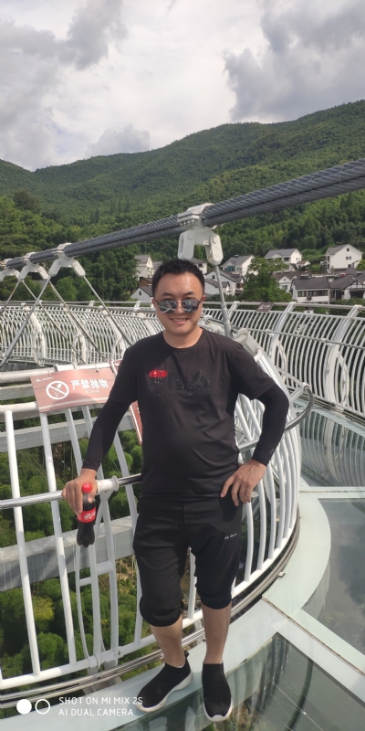 bu离bu弃的第一张照片--武汉相亲服务中心
