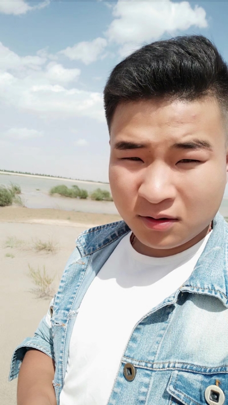 王强的第一张照片--武汉相亲服务中心