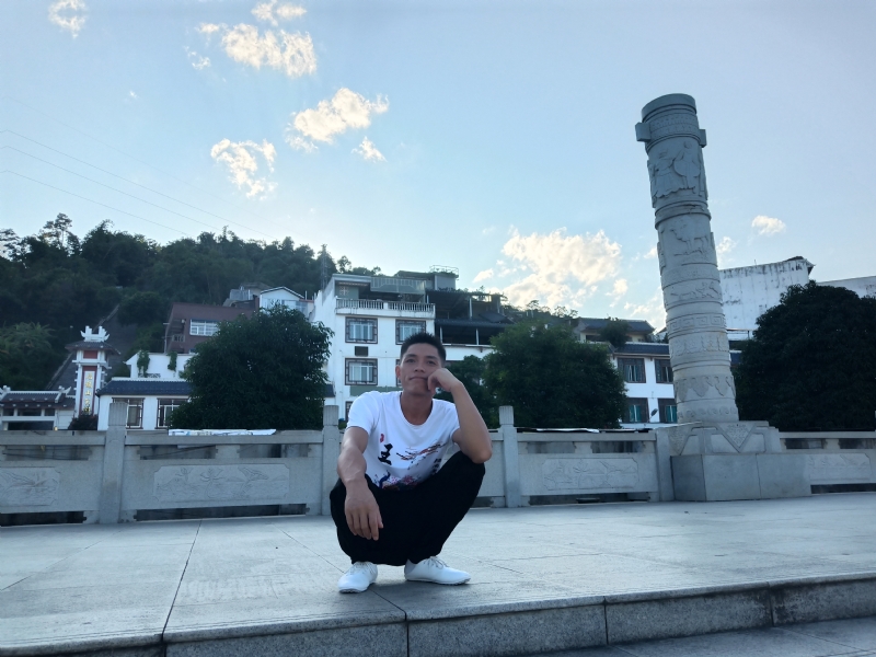 吾爱的第一张照片--武汉相亲服务中心
