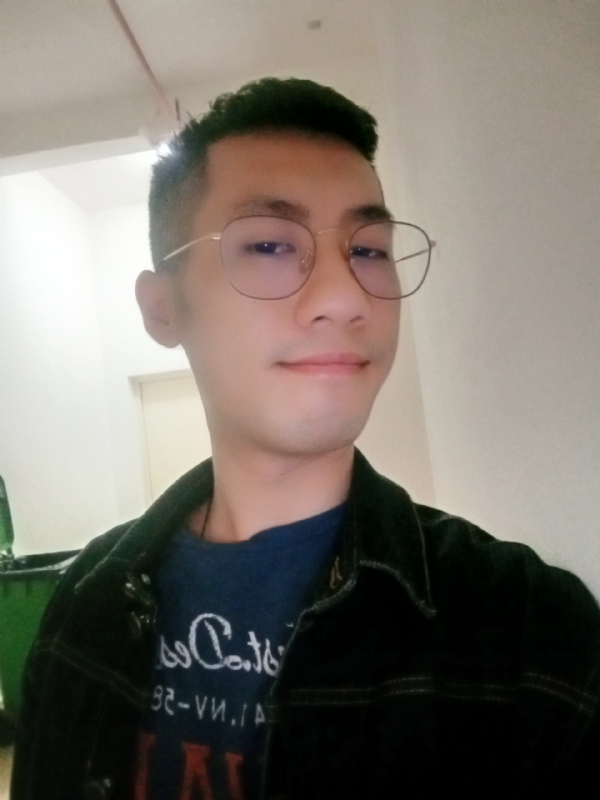 赫兹的第一张照片--武汉相亲服务中心