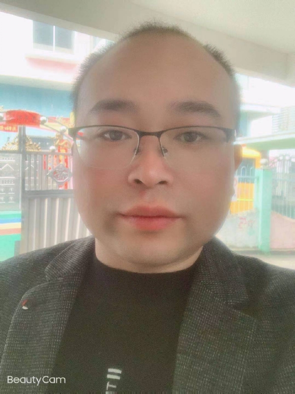海阔凭鱼跃的第一张照片--武汉相亲服务中心