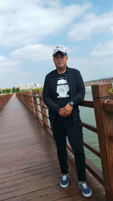 人生如戏的第二张照片--武汉相亲服务中心