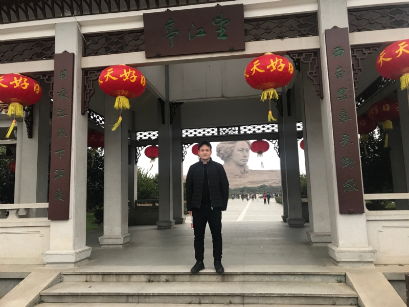 风继续吹的第一张照片--武汉相亲服务中心