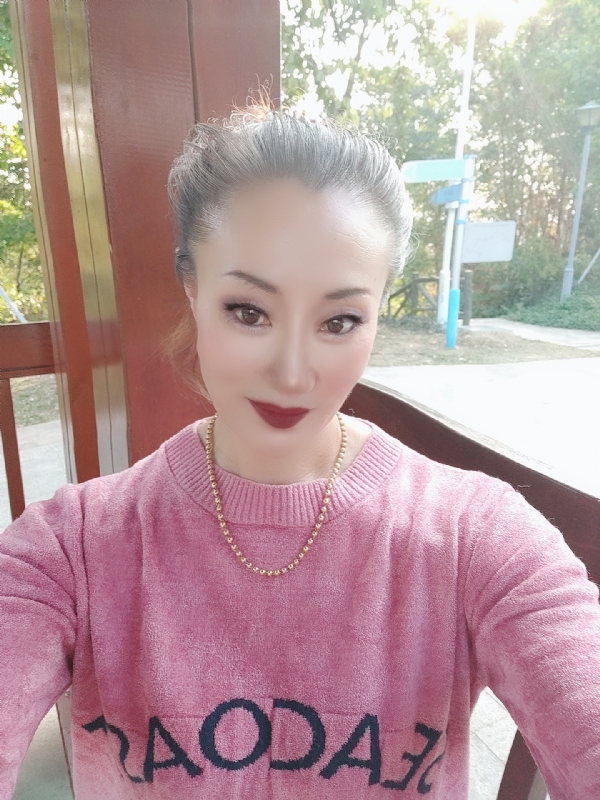 燕子的第五张照片--武汉相亲服务中心