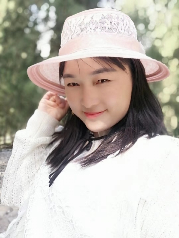凤凰的第一张照片--武汉相亲服务中心