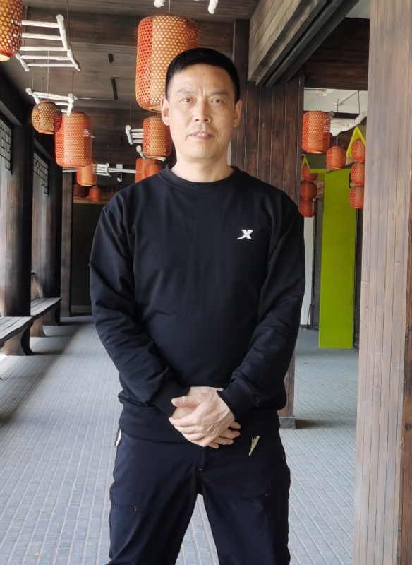 阳光总在风雨后的第一张照片--武汉相亲服务中心