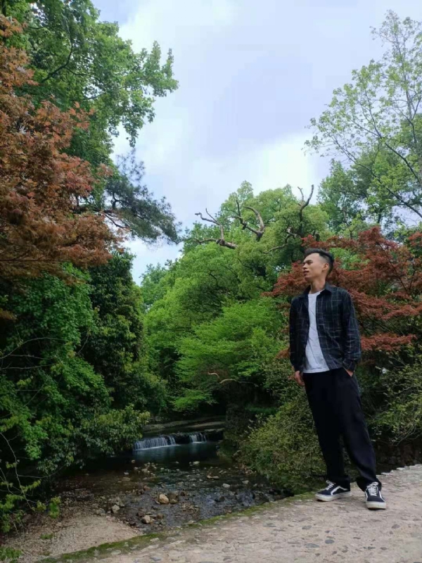 小白的第一张照片--武汉相亲服务中心