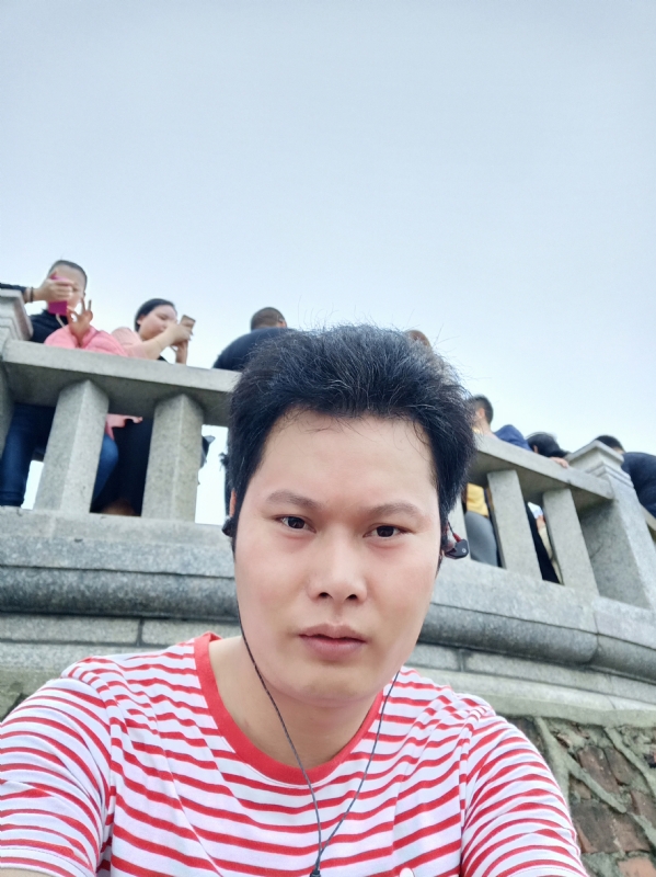 hαⅰ的第一张照片--武汉相亲服务中心