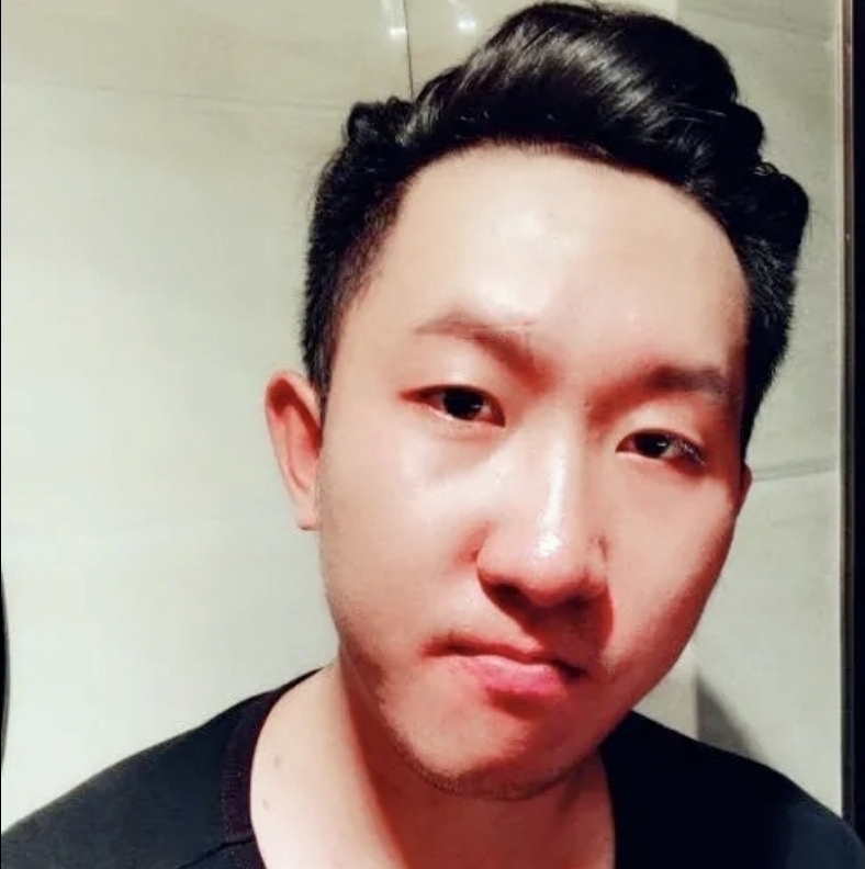 郭先生的第一张照片--武汉相亲服务中心