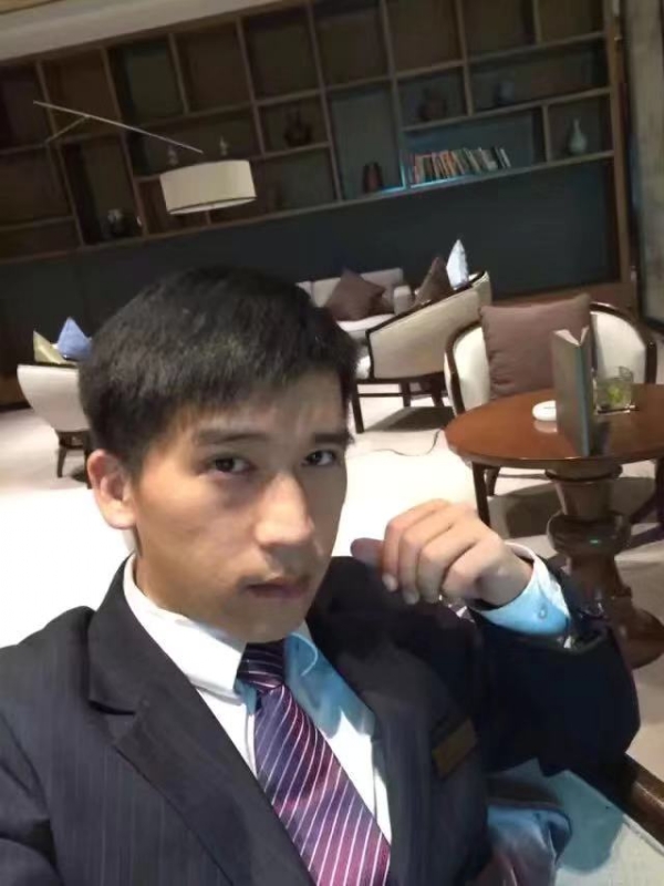 一条孤独的鱼的第二张照片--武汉相亲服务中心