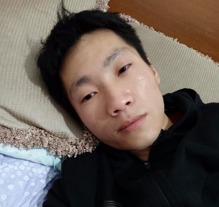 老鼠爱上猫的第一张照片--武汉相亲服务中心