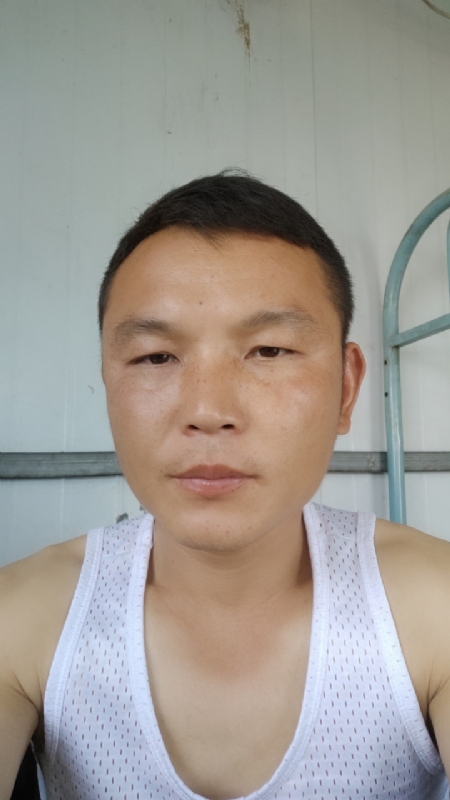 善良的人的第一张照片--武汉相亲服务中心