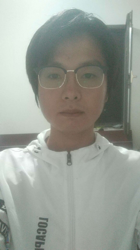 轻吻的第一张照片--武汉相亲服务中心