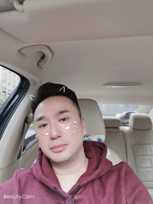 庭菘的第二张照片--武汉相亲服务中心