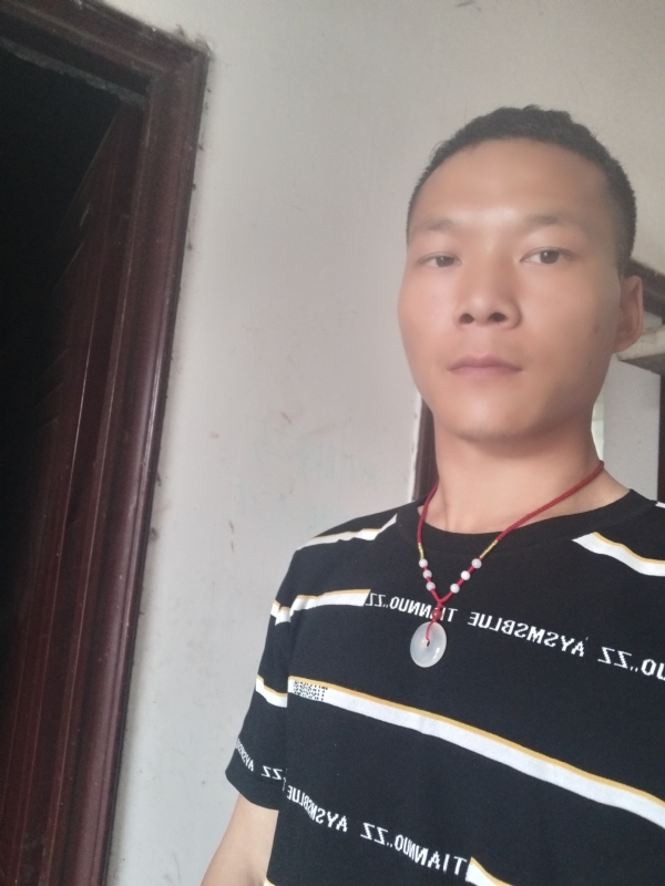 爱，请深爱的第一张照片--武汉相亲服务中心