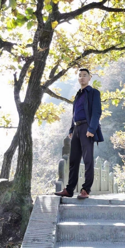 无厘头的第一张照片--武汉相亲服务中心