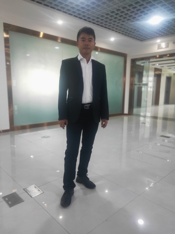啊星的第一张照片--武汉相亲服务中心