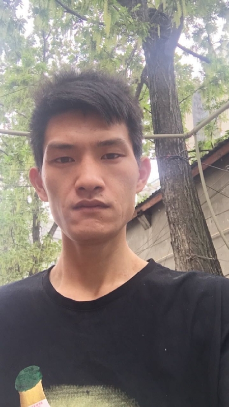 忘了他吧我搬砖养你的第一张照片--武汉相亲服务中心