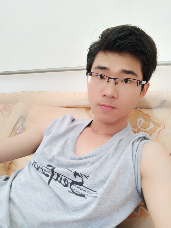 南国大帝的第一张照片--武汉相亲服务中心