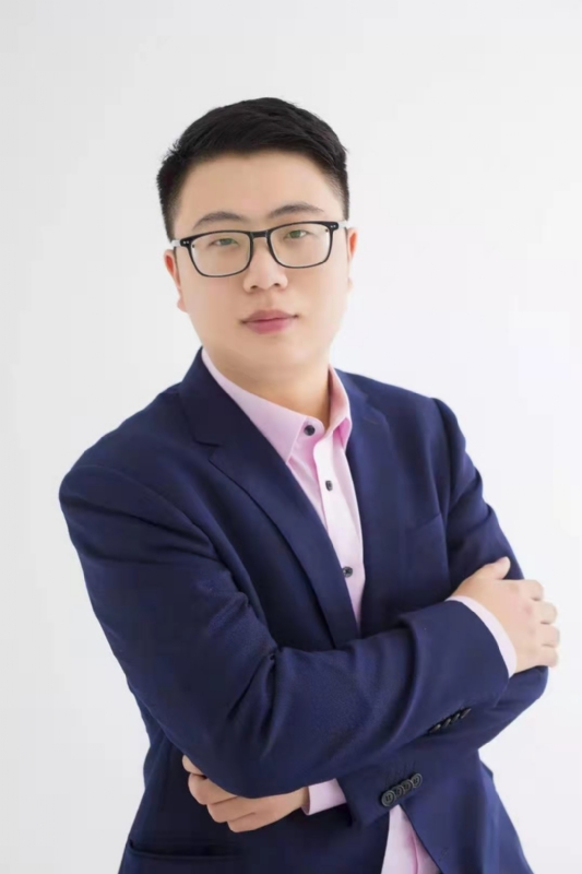 周的第二张照片--武汉相亲服务中心