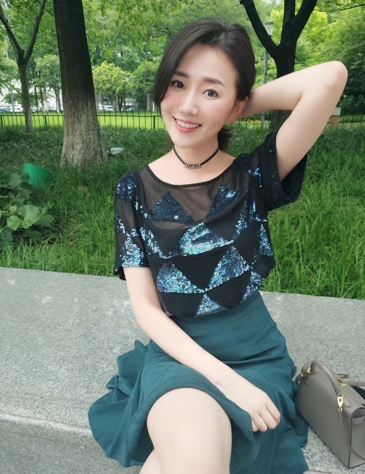 Leanna的第二张照片--武汉相亲服务中心