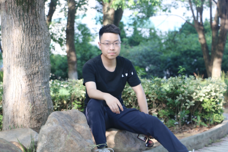阿帆的第一张照片--武汉相亲服务中心