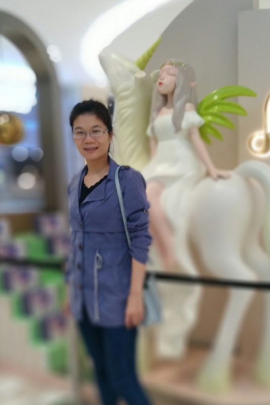 霞的第一张照片--武汉相亲服务中心