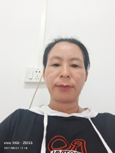 琼的第一张照片--武汉相亲服务中心