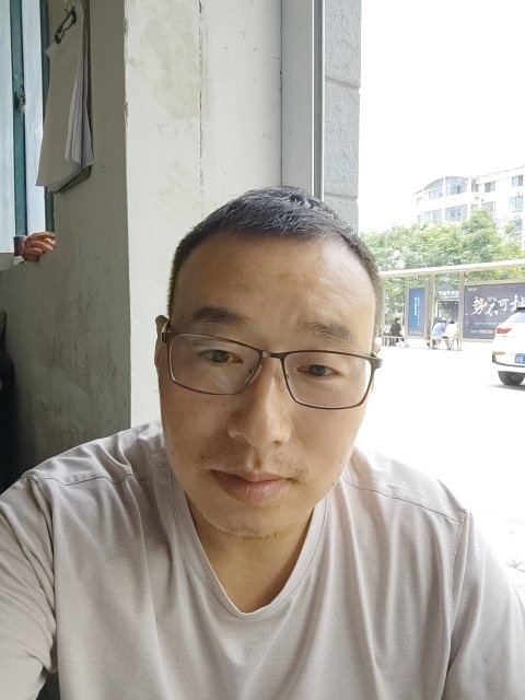 转身的距离的第一张照片--武汉相亲服务中心