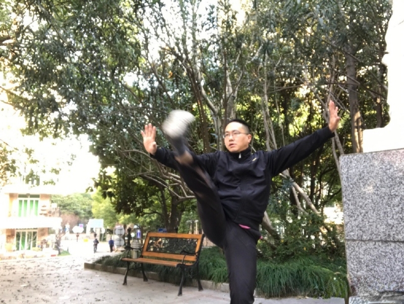 自故深情好受伤的第三张照片--武汉相亲服务中心