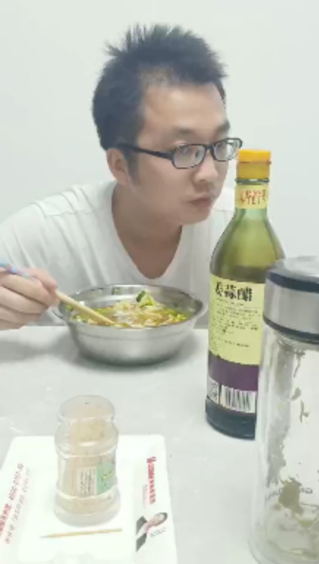 超超的第一张照片--武汉相亲服务中心
