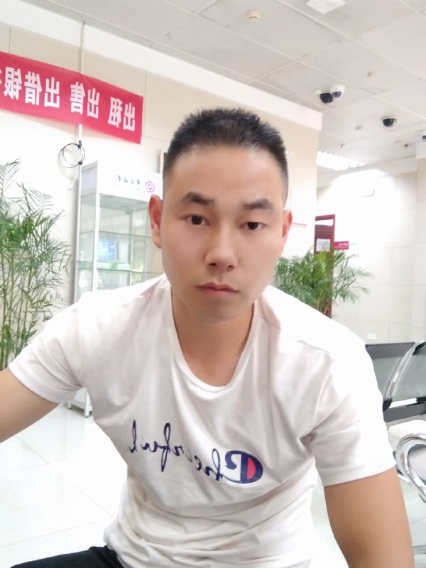 小少的第一张照片--武汉相亲服务中心