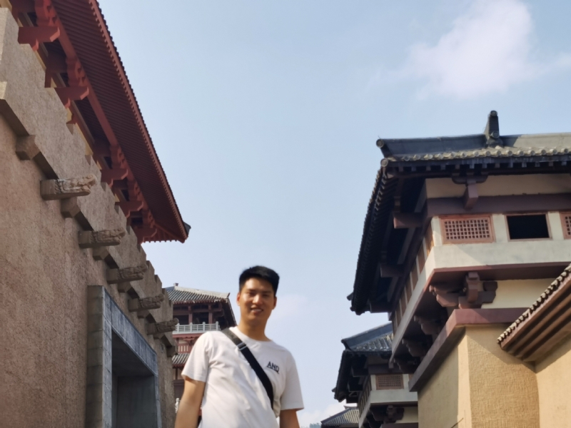 咸鱼不闲的第二张照片--武汉相亲服务中心