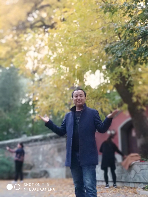爱转角的第一张照片--武汉相亲服务中心