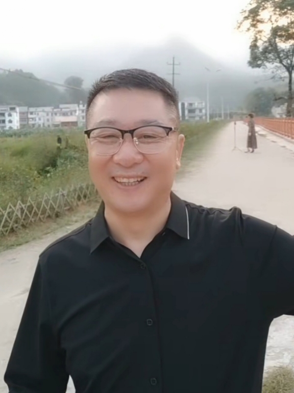 在這裡等你的第二张照片--武汉相亲服务中心
