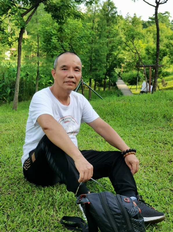 稳重大方的第二张照片--武汉相亲服务中心