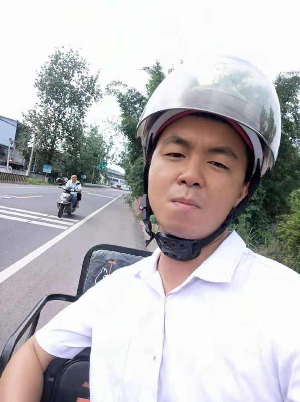 紧张死了的第一张照片--武汉相亲服务中心