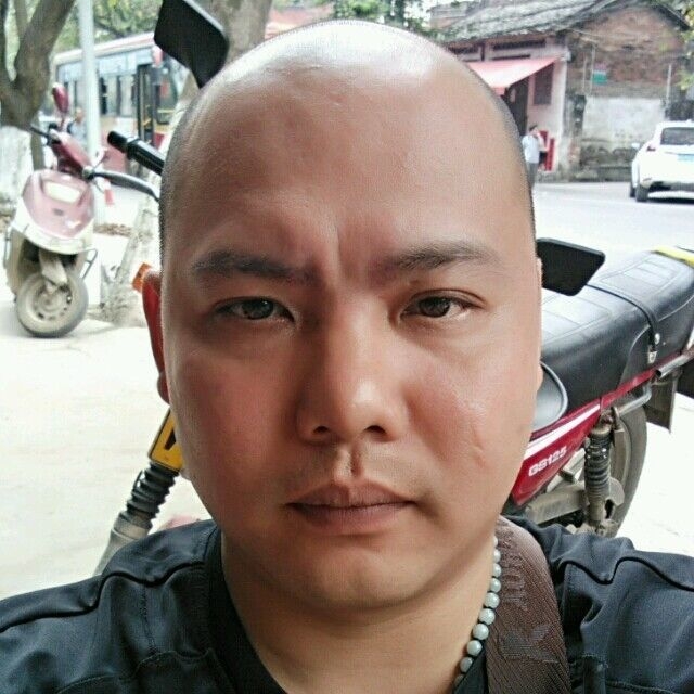 开心就好的第一张照片--武汉相亲服务中心