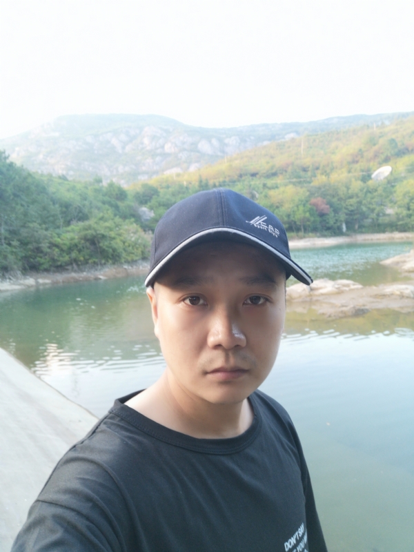 夜晚的第一张照片--武汉相亲服务中心