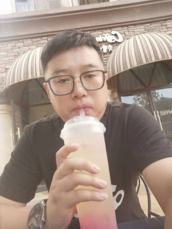 半旧情怀的第一张照片--武汉相亲服务中心